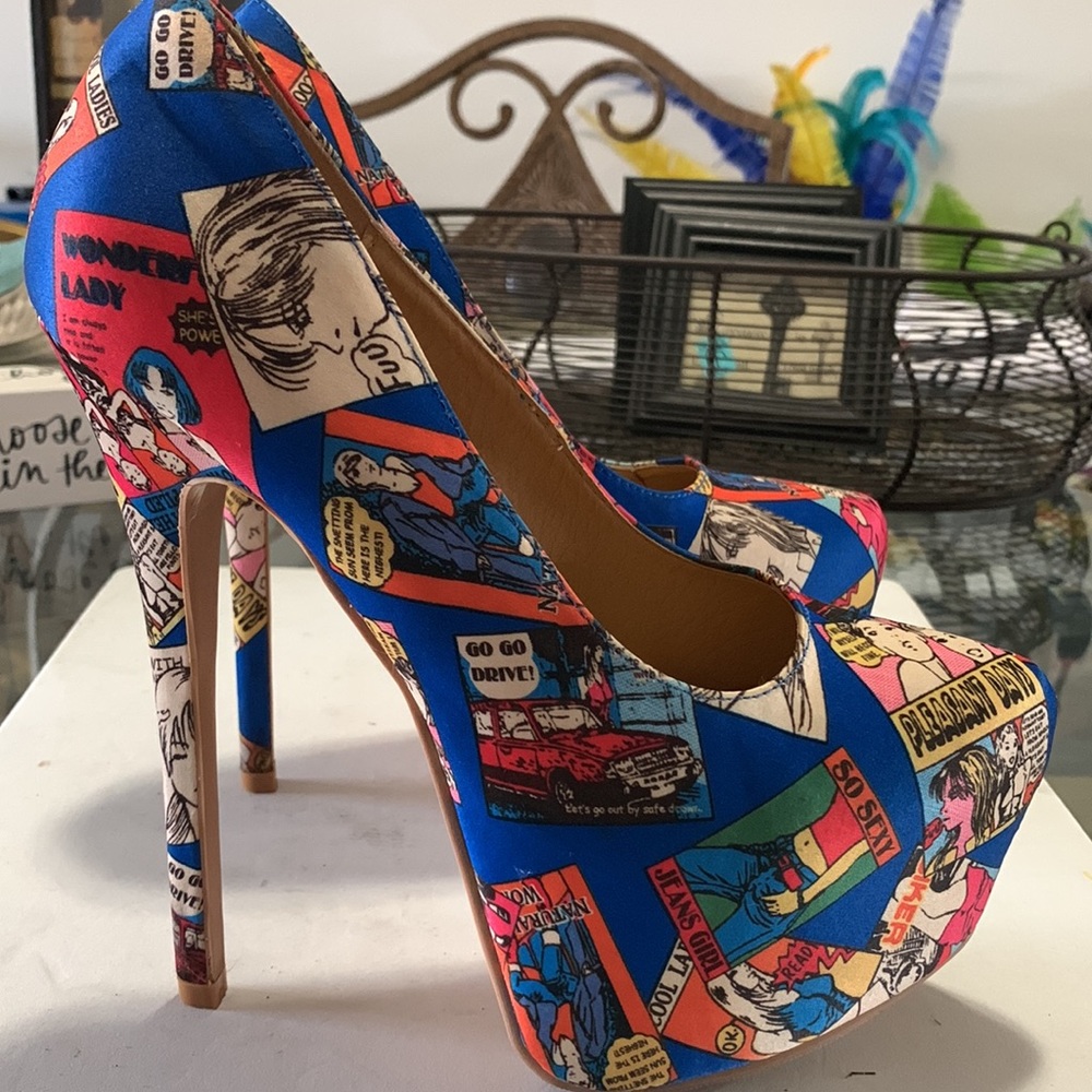 Cartoon pattern high heels - Picture 2 of 3